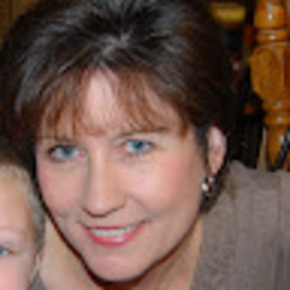 Meet your Posher, Debbie - Picture 1 of 1